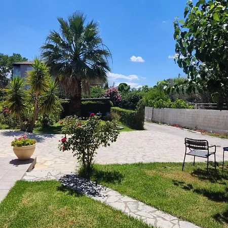 Apartament Morfi Kalligoni